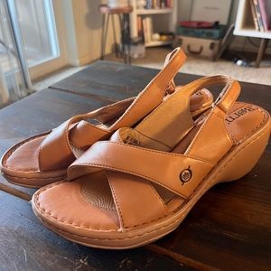 Born Heeled leather Sandals